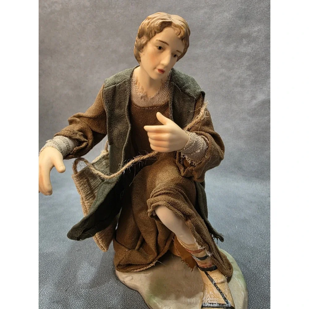 Member's Mark Shepherd Nativity Figurine Kneeling Fabric Robes 9 Inch Brown